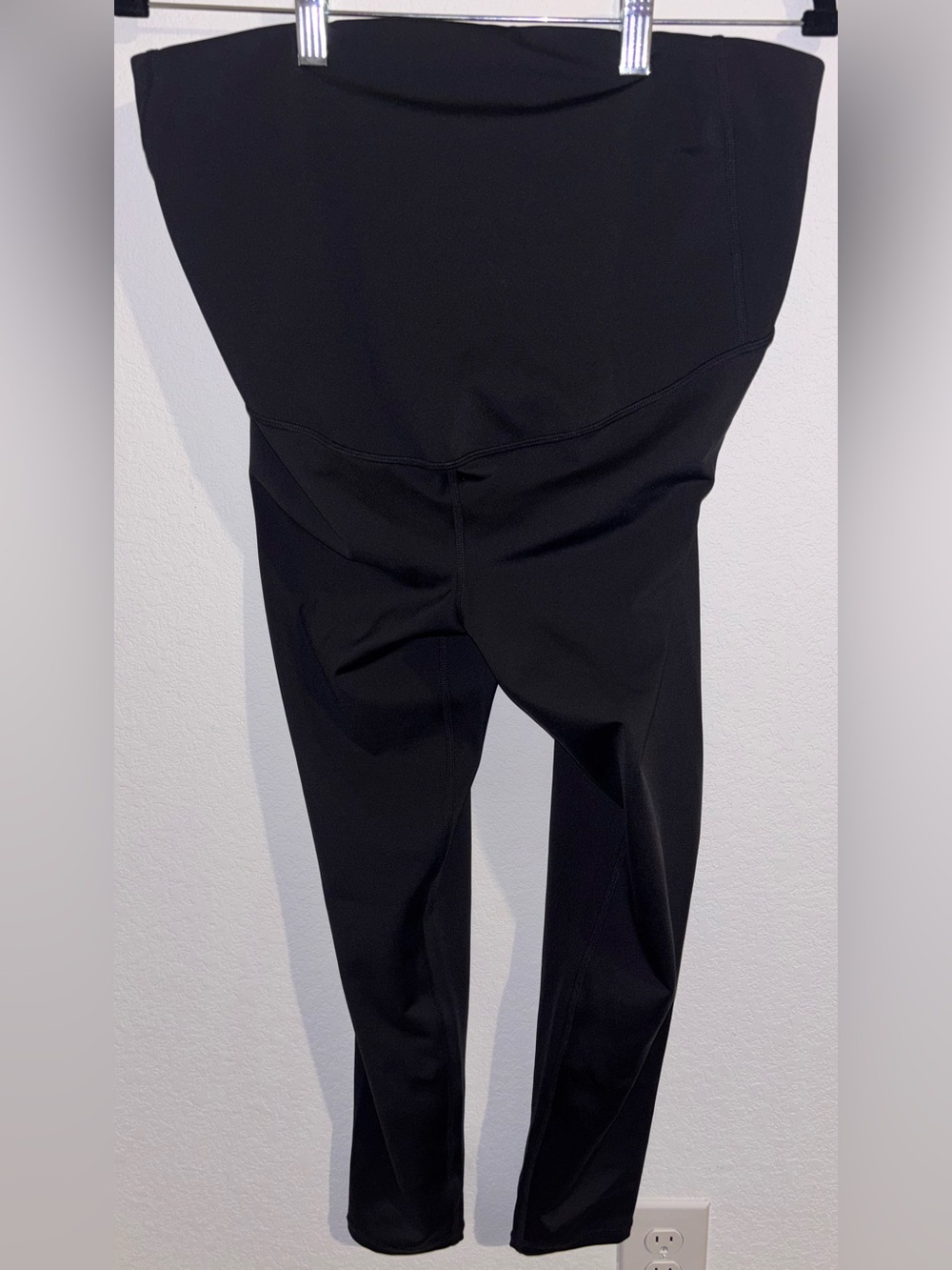 Ingrid & Isabel Black Stretch Maternity Joggers